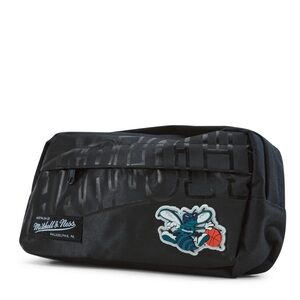NWT - Mitchell & Ness Charlotte Hornets Black Fanny Pack